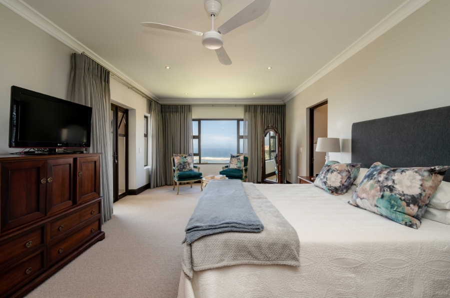 4 Bedroom Property for Sale in The Hill Western Cape